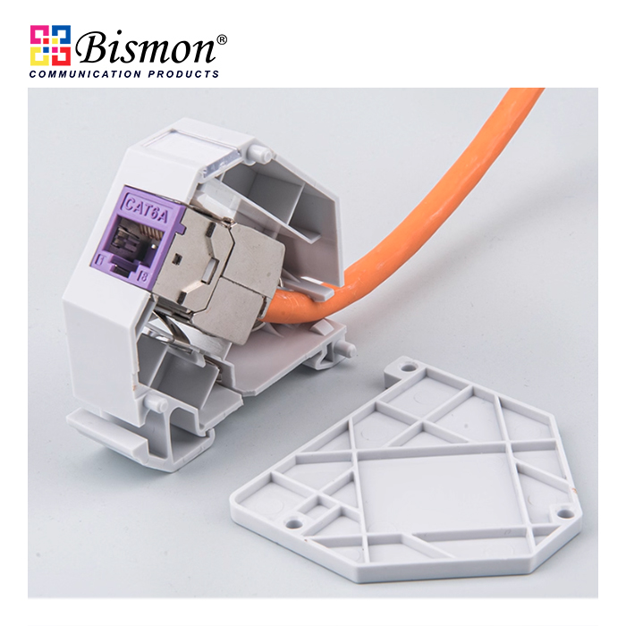 DIN-RAIL adapter for RJ45 keystone jack 1-port(without keystone jack)